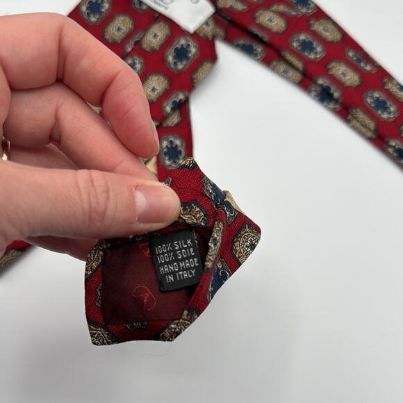 VTG Valentino Neck Tie - Picture 3 of 3